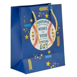 Подарочный пакет "Спортивный дух", 18*23 см * Рандомный выбор дизайна, изображение 3 ᐒ купить на  ❤ Like7km.com.ua